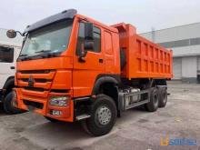 شاحنه howo قلاب 371hp(4*6) مع محرك sinotruck جديد للبيع