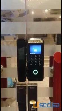 جهاز تحكم في فتح و قفل الابواب Access Control
